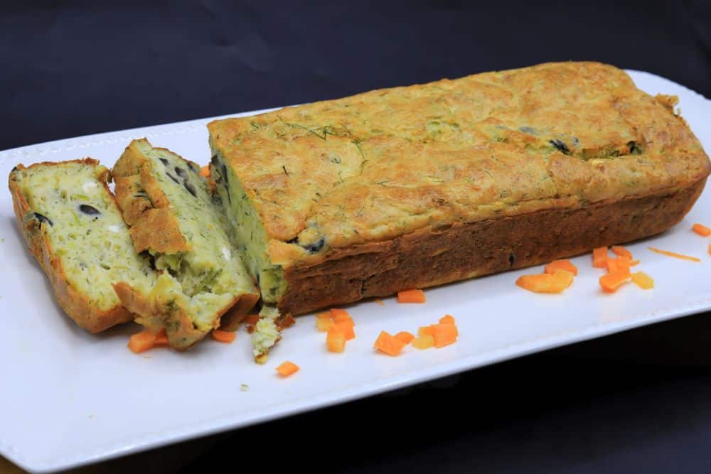 كيكة الكوسة بالزيتون البيتي