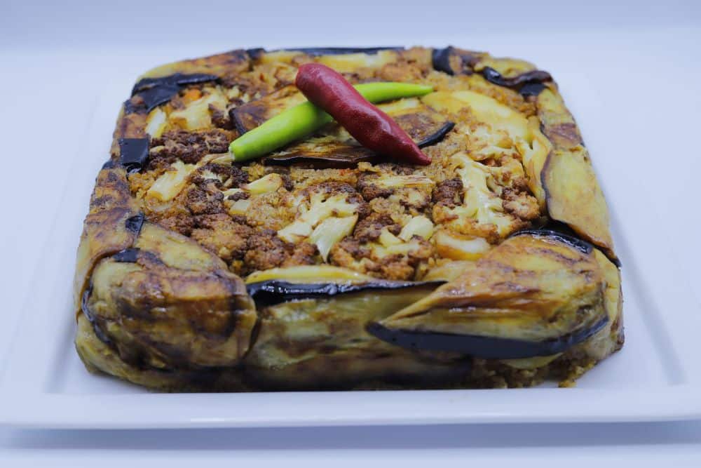 مقلوبة الباذنجان والقربيط