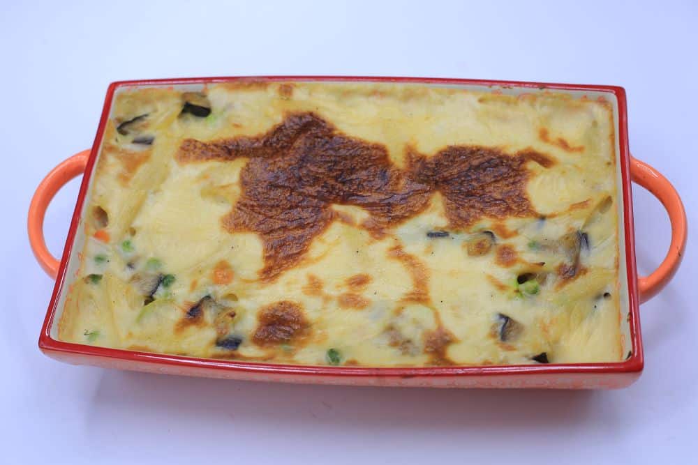 مكرونة بشاميل بالخضار