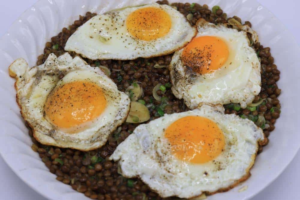 العدس الأسمر المدمس المخلوط