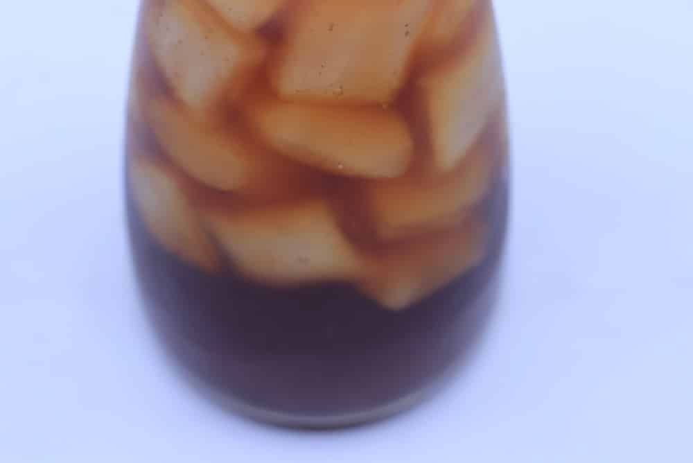 شاي بالقرنفل مثلج