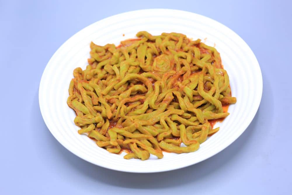 عجينة مكرونة بالسبانخ