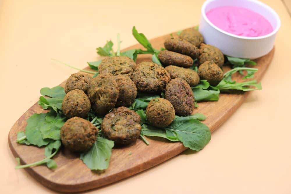 فلافل البسلة بالحمص