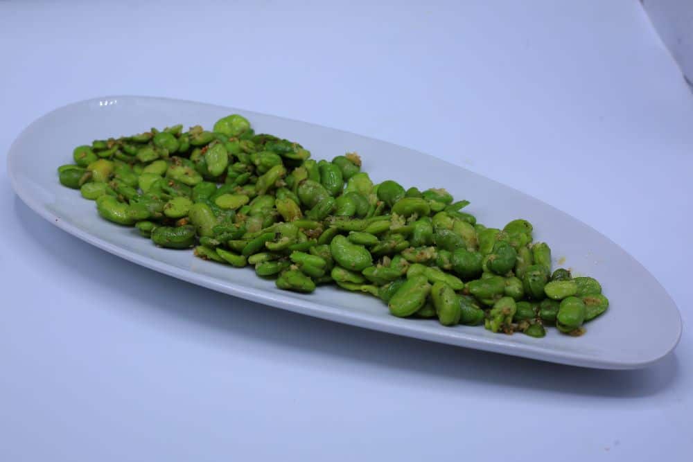 فول أخضر مقلي