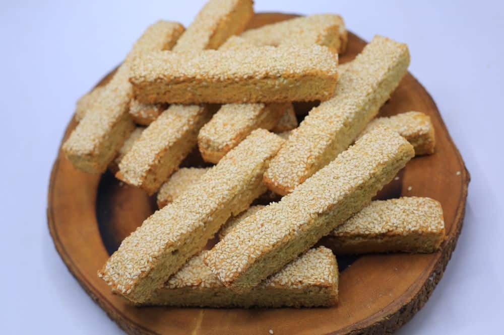 قراقيش بالسمسم