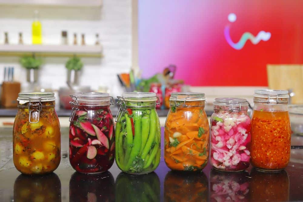 مخلل بيتي مشكل