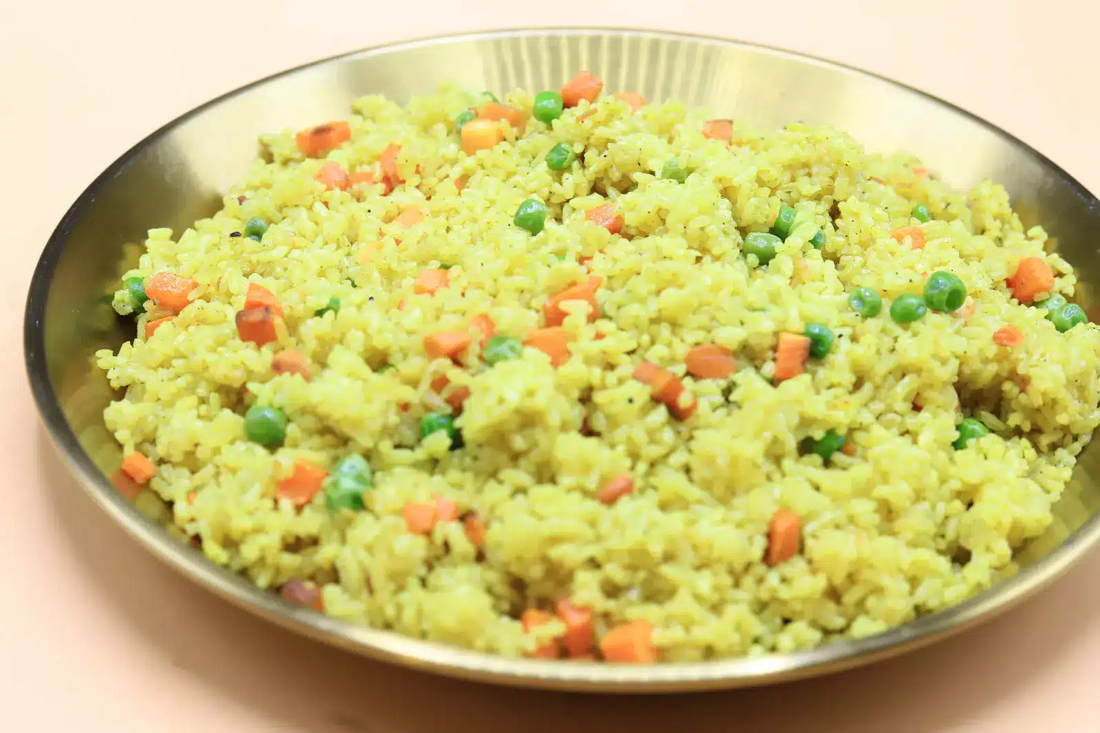 أرز بالبسلة والكاري