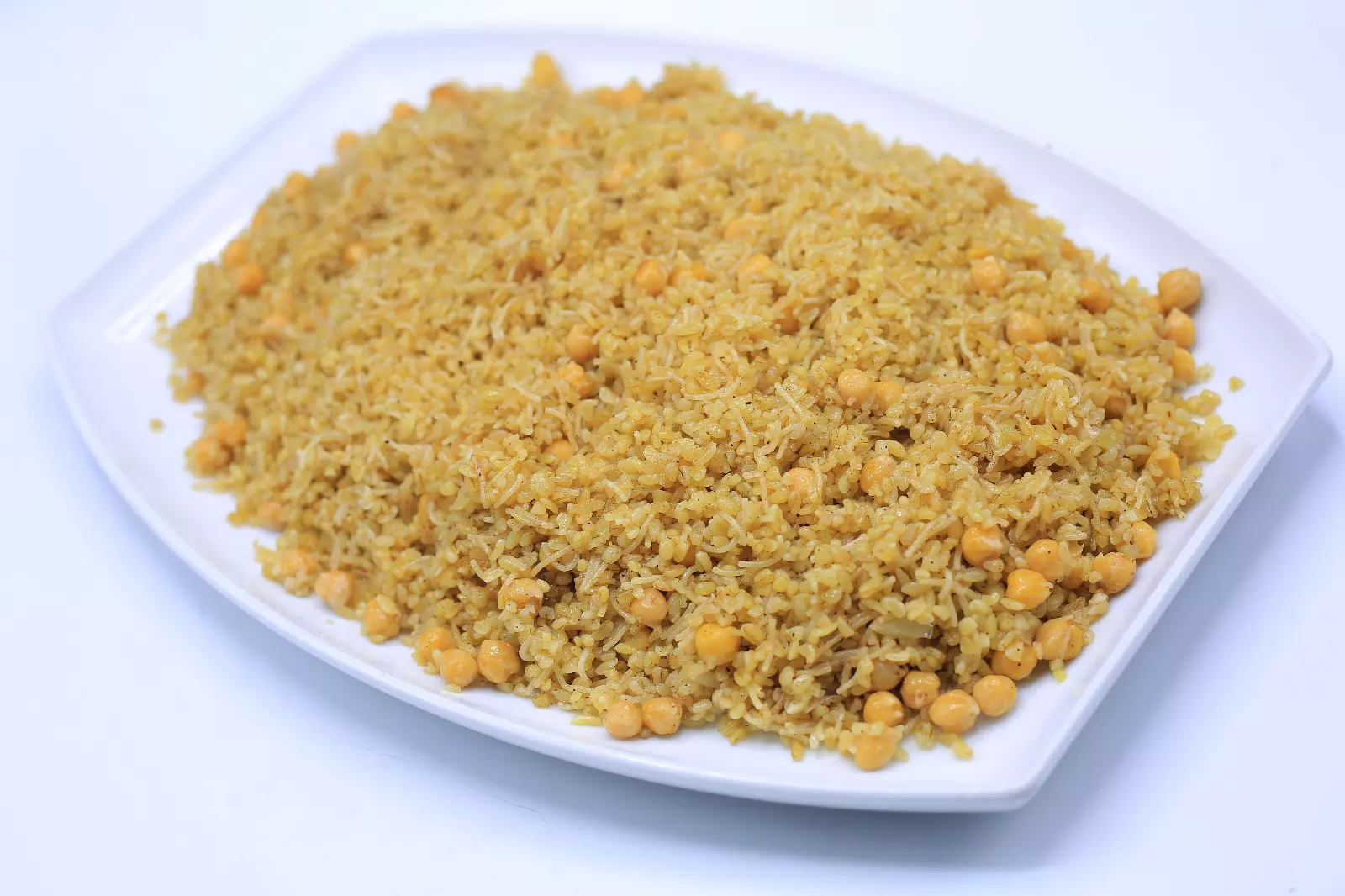 برغل بالحمص والشعريه