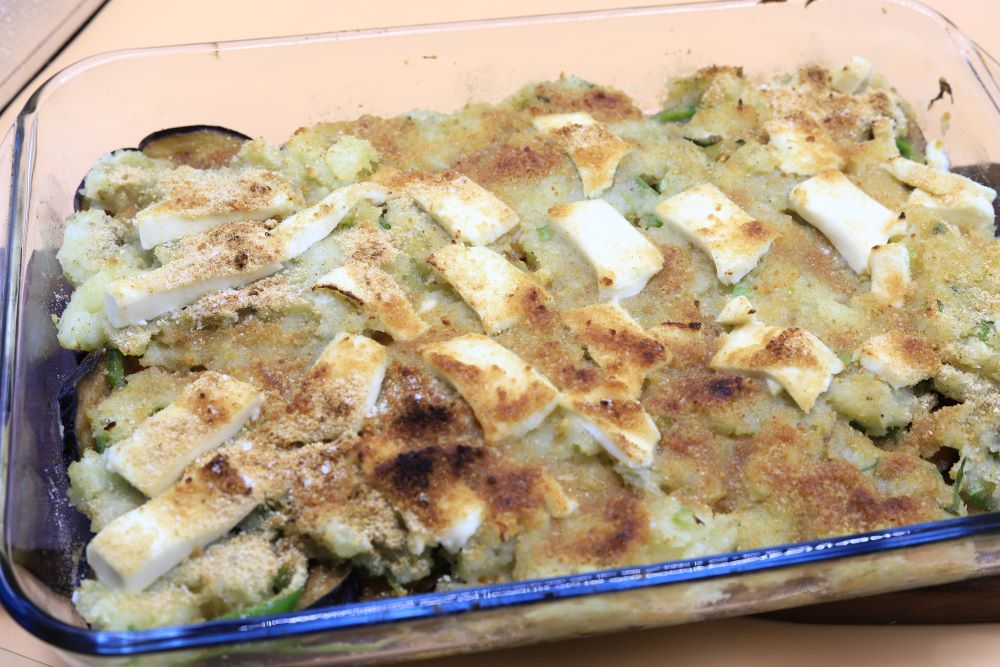 بطاطس بالجبنة