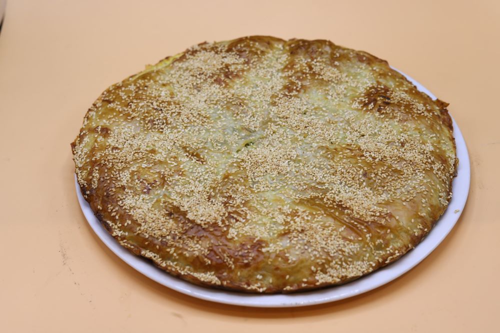 جلاش بحشوة الجبنة والبصل المكرمل