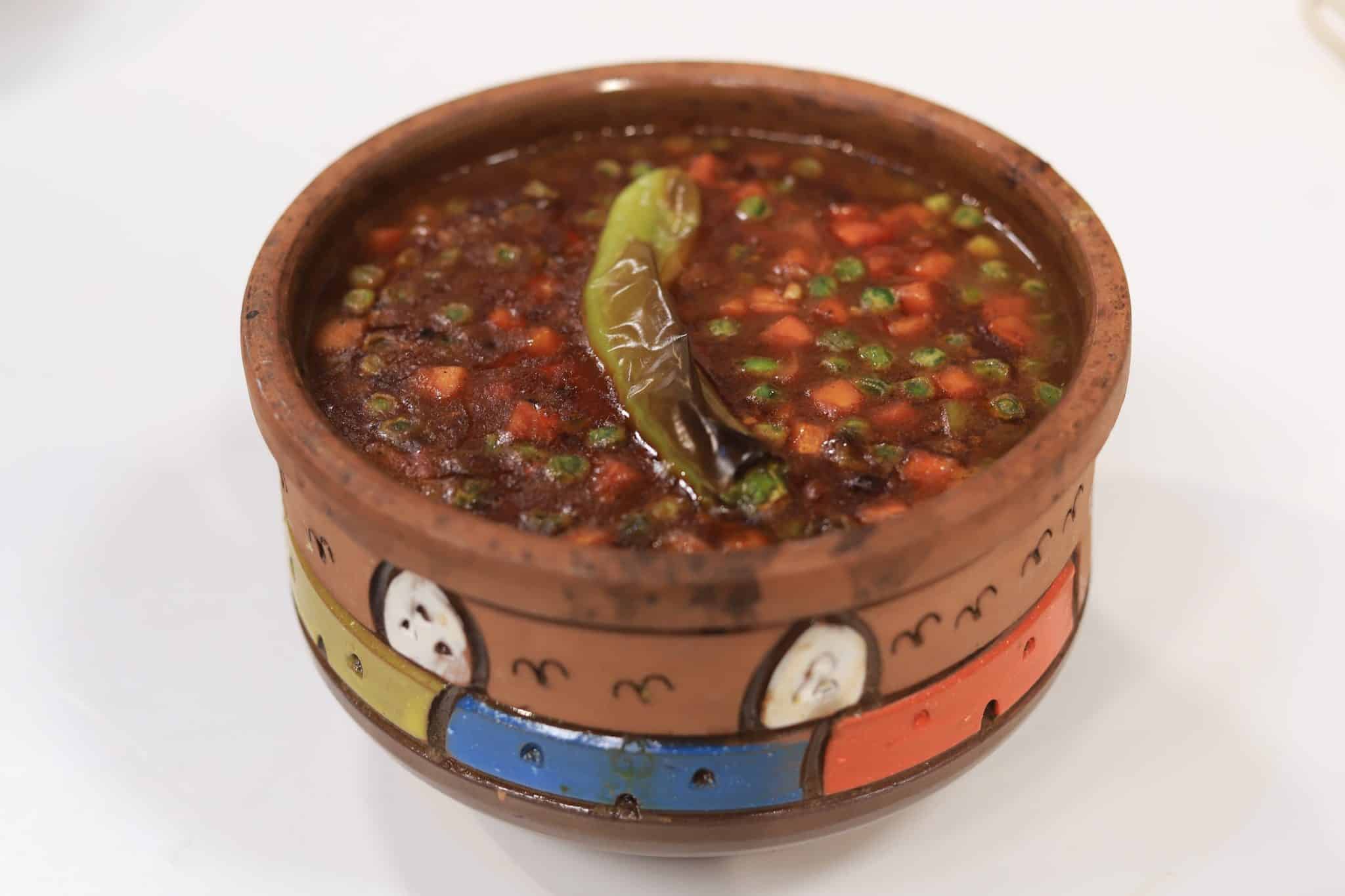 طاجن بسلة بالجزر