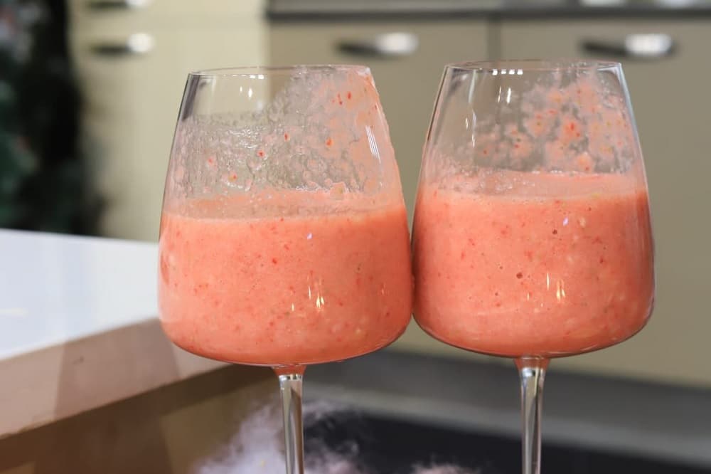 كوكتيل فراولة بالموز