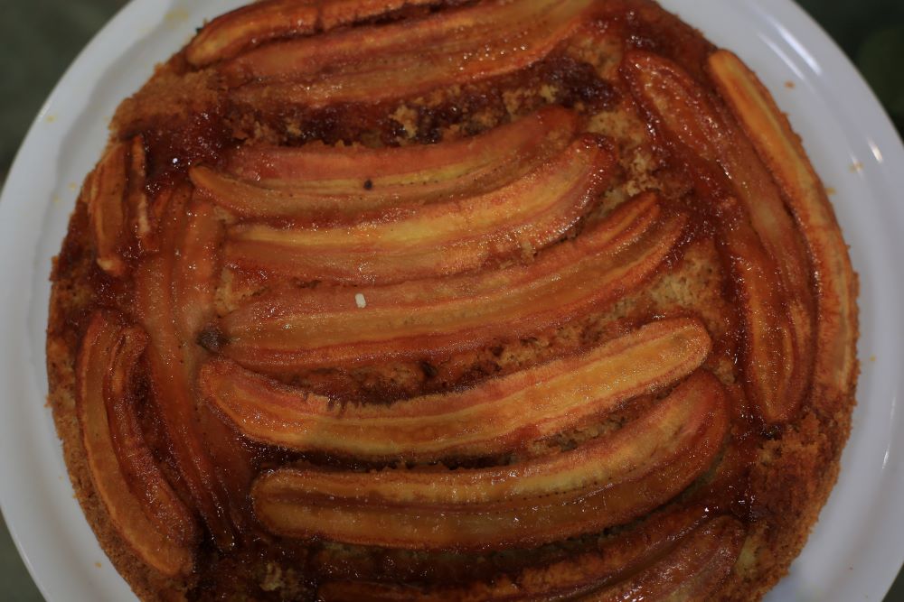 كيك الموز المقلوبة