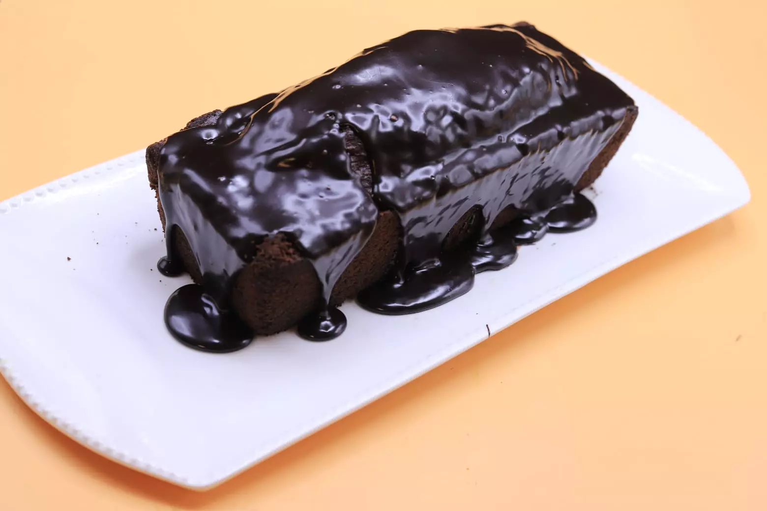 كيكة الحليب الساخن بالقرفة والشوكولاتة