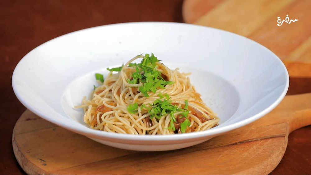 مكرونة بالبصل المكرمل