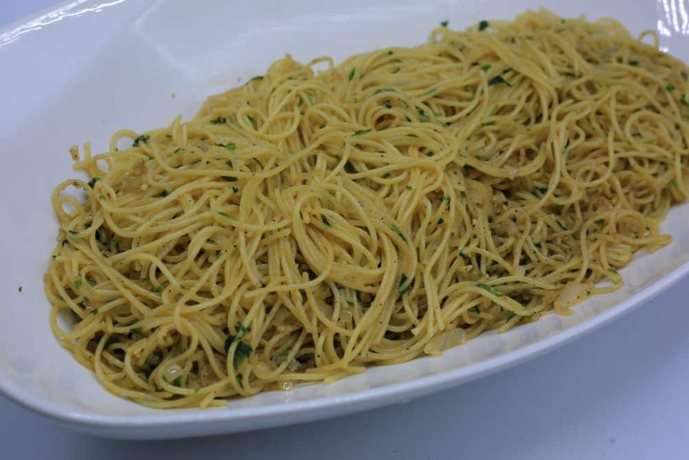 مكرونة بالزبدة