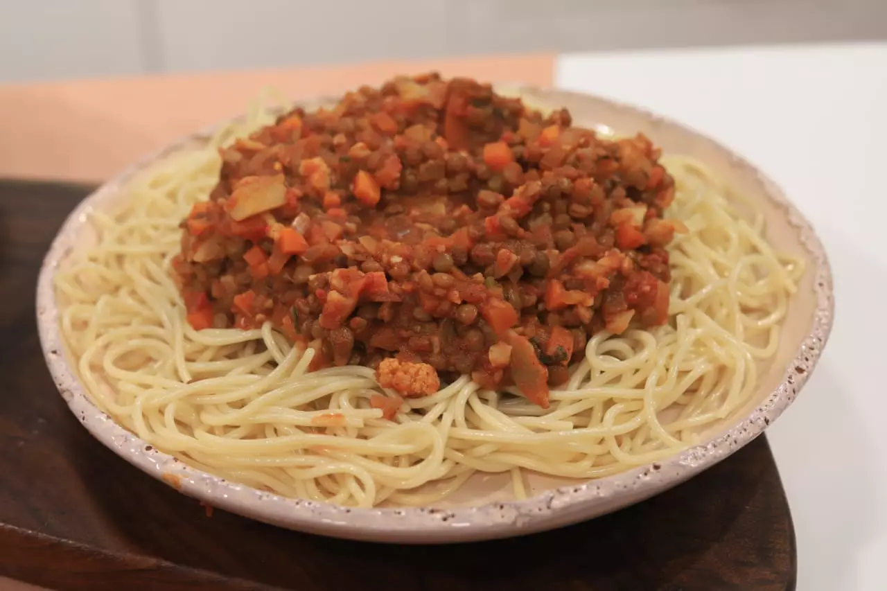 مكرونة بلونيز صيامي من ساندرا