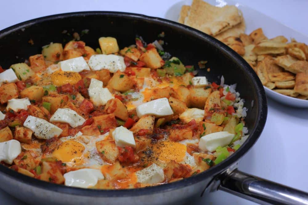 طاسة البيض بالبطاطس