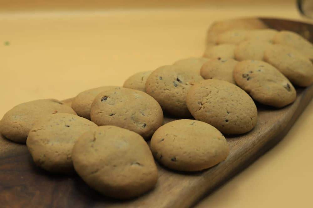 كوكيز بالزبدة المحمصة