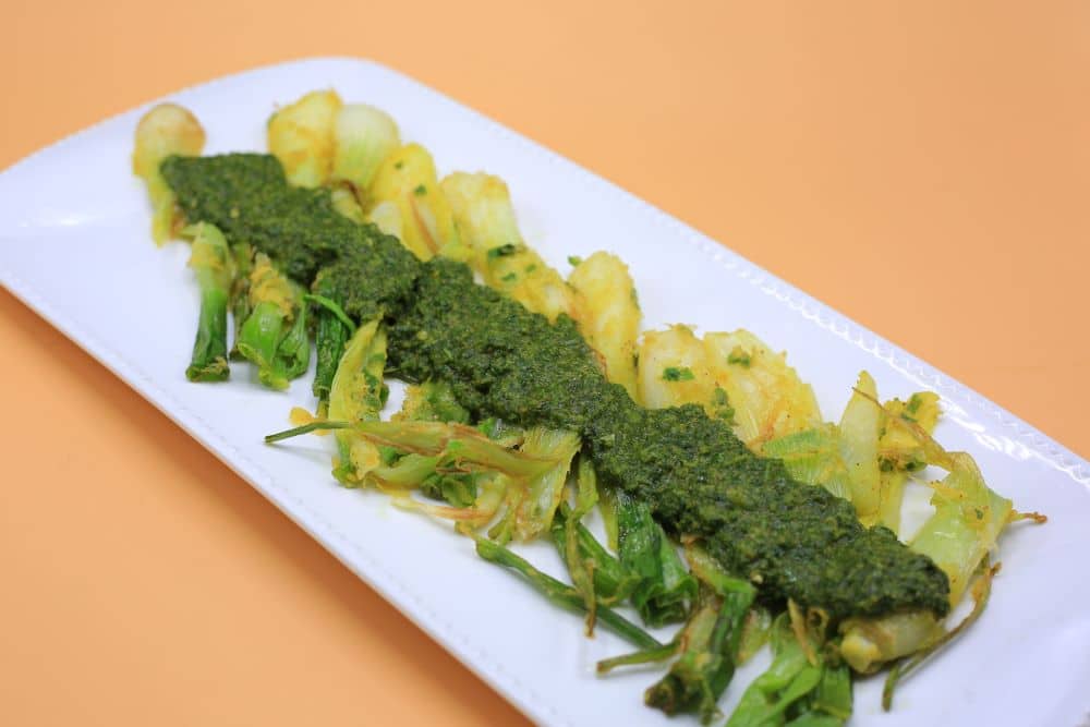 بصل أخضر مقلي