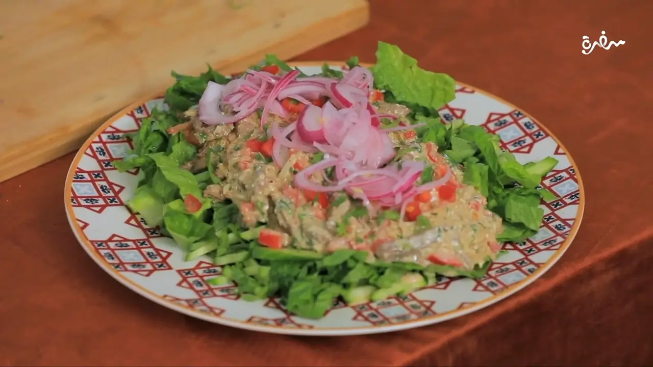 سلطة شاورما لحم