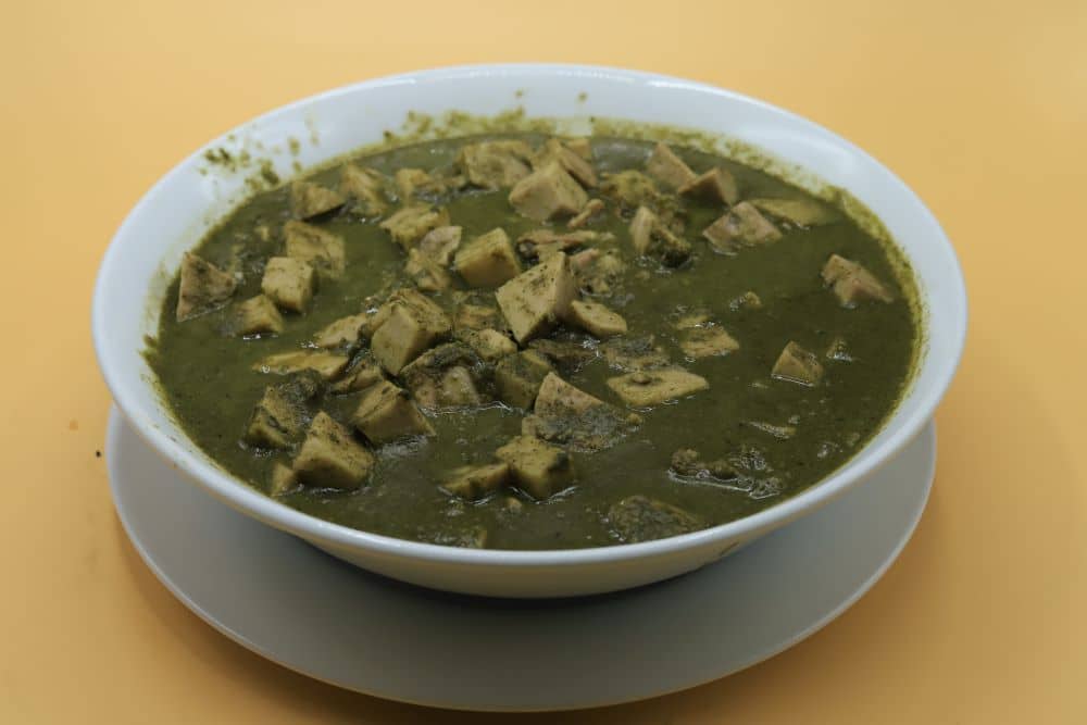 قلقاس باللحمة