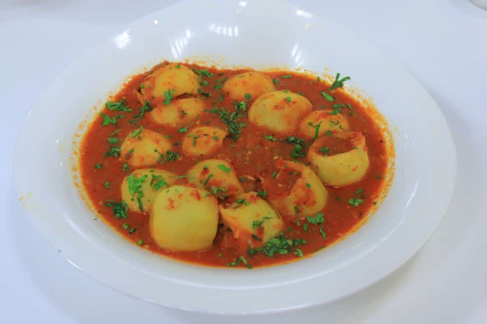 بطاطس محشية لحمة مفرومة