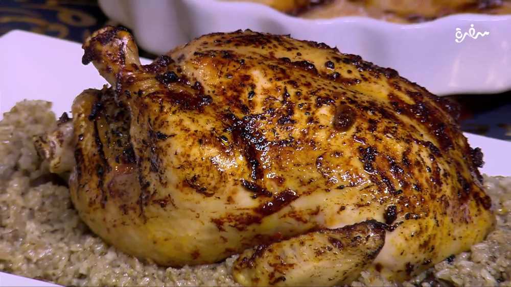 دجاجة محشية بالكبد والقوانص