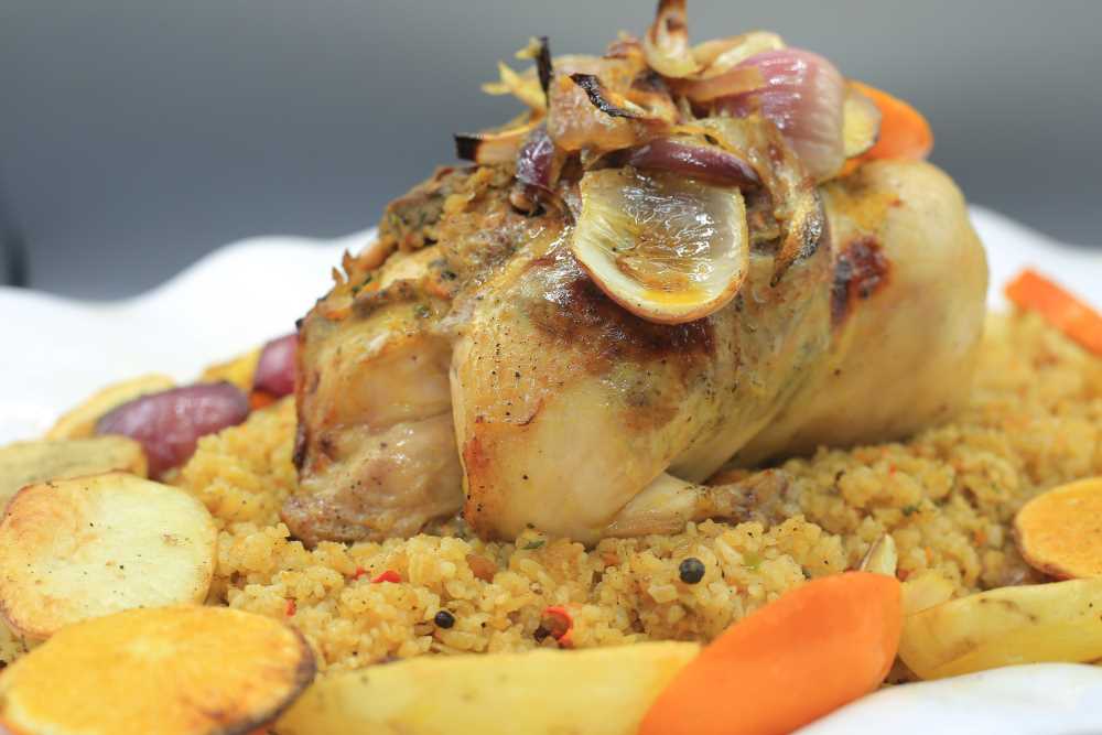 دجاجة محشية