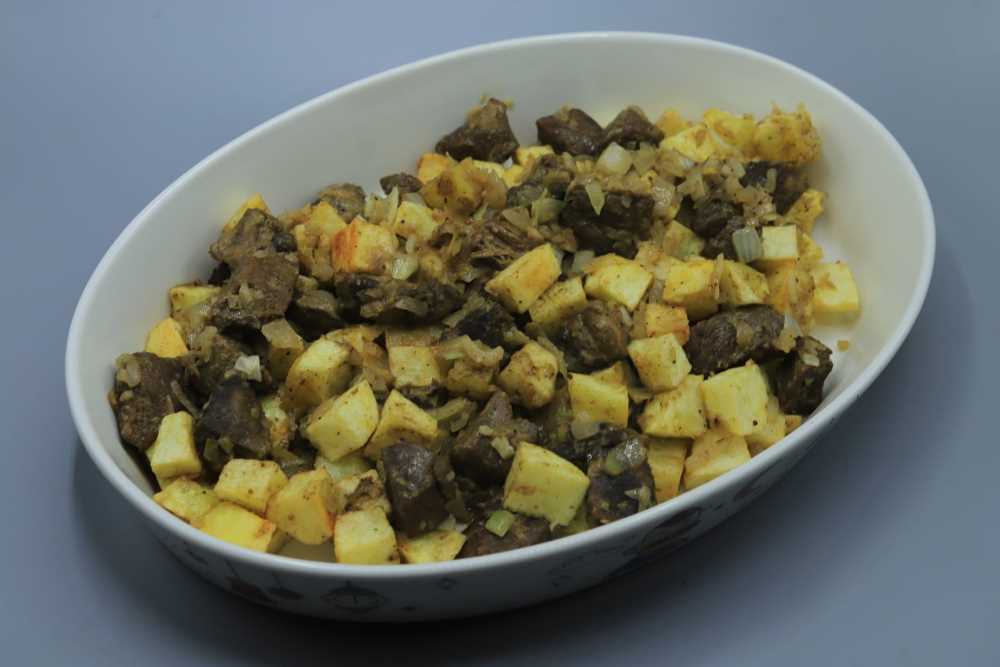 صينية لحمة بالبطاطس