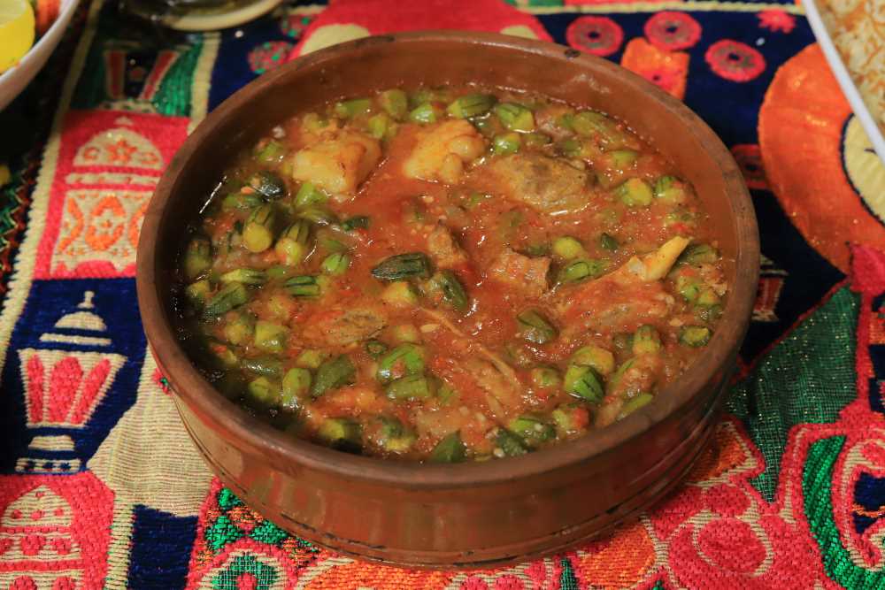 طاجن بامية باللحمة الضاني