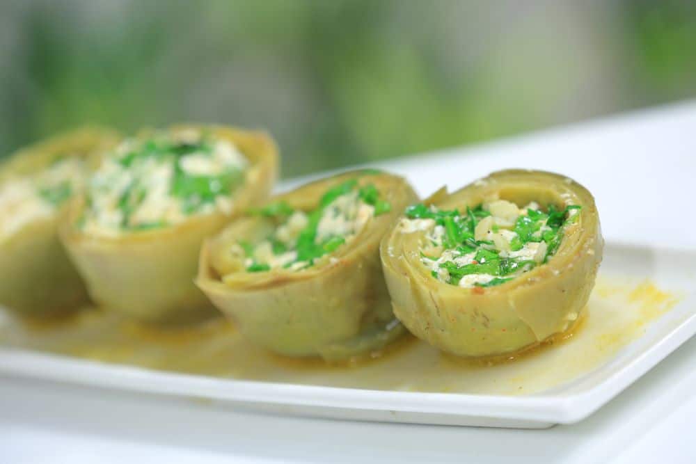 خرشوف بحشوة السبانخ والقريش