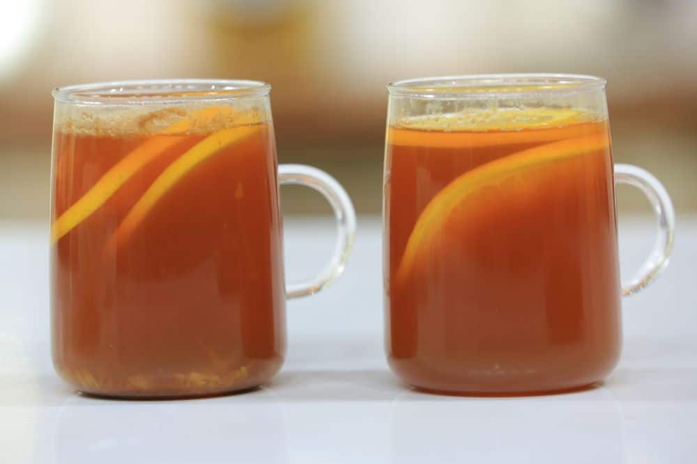 شاي بنكهة البرتقال والقرفة