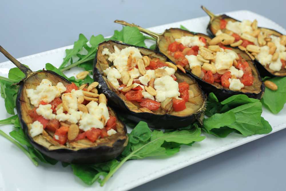 قوالب الباذنجان المشوي بالطماطم