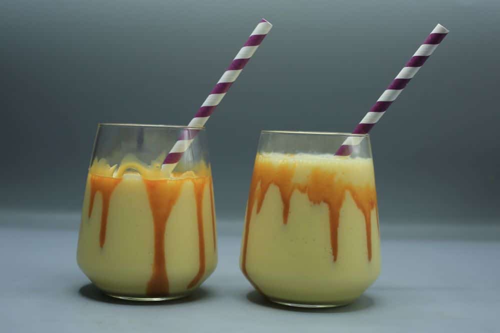 ميلك شيك خوخ بالكراميل