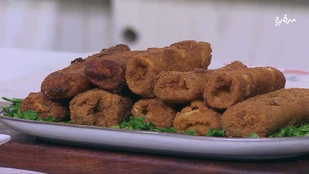 الباستا المحمرة المحشوة بالجبن