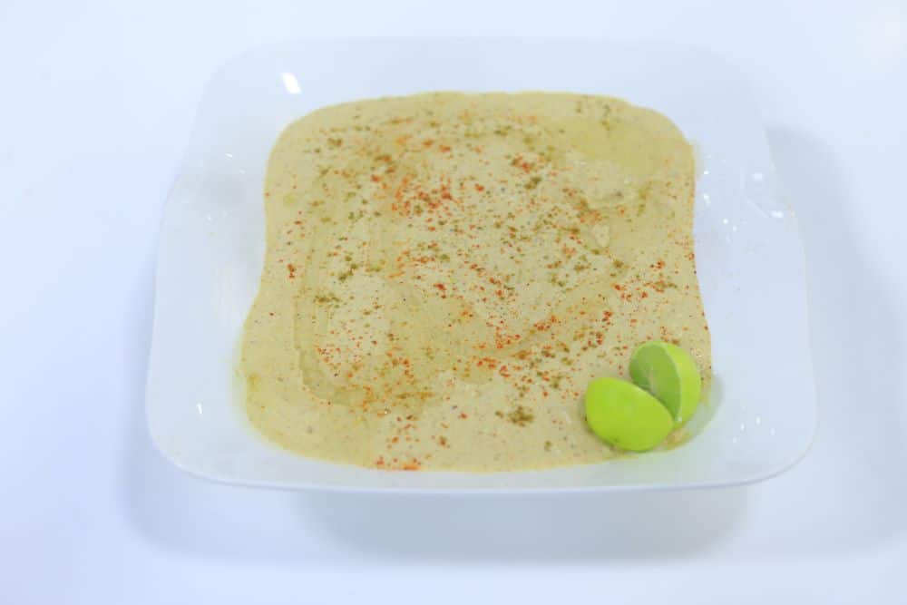 حمص بالطحينة