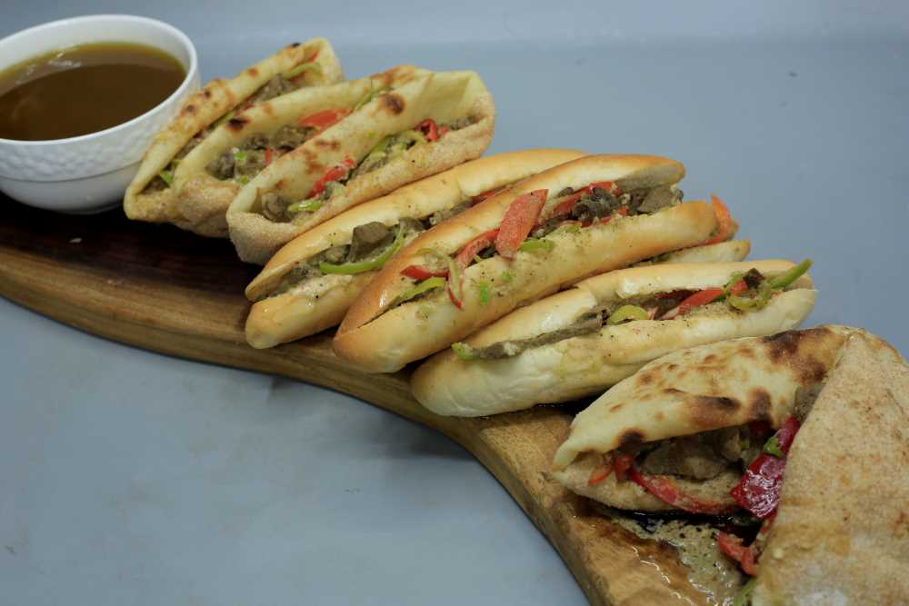 ساندوتشات كبدة وسجق