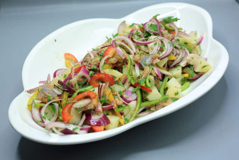 سلطة رنجة بالبطاطس