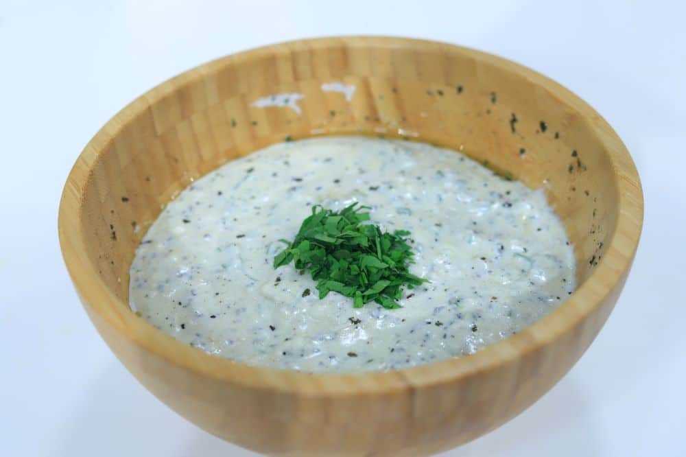 سلطة زبادي بالمايونيز