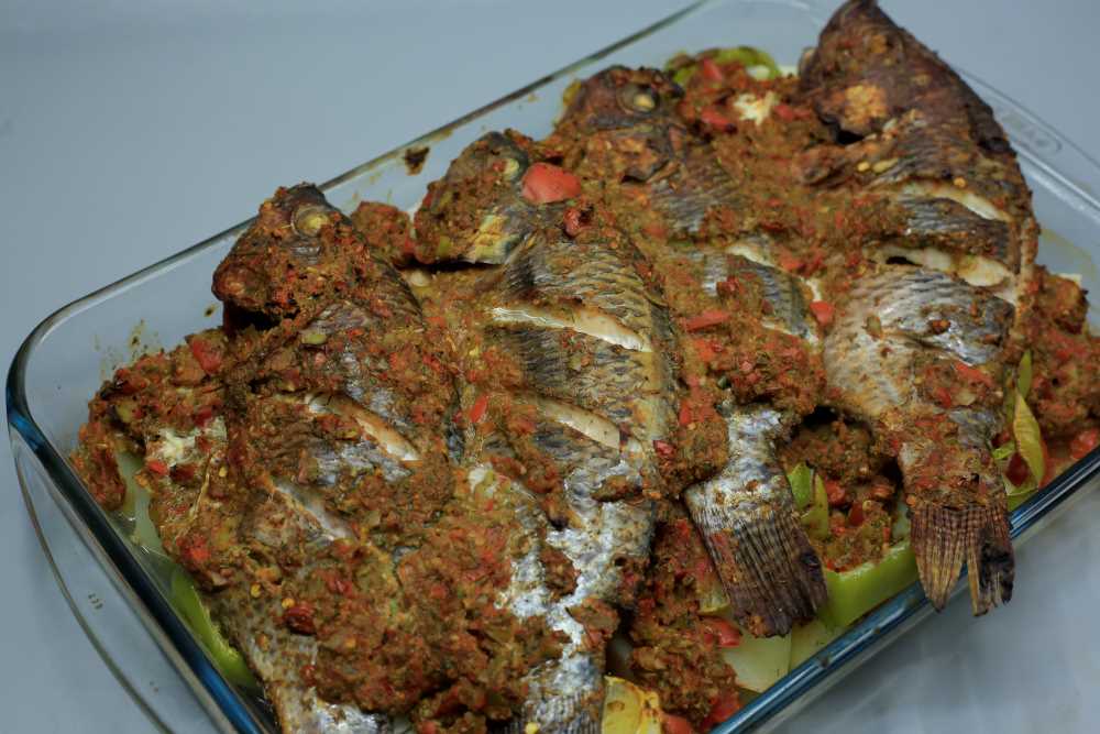 سمك في الفرن
