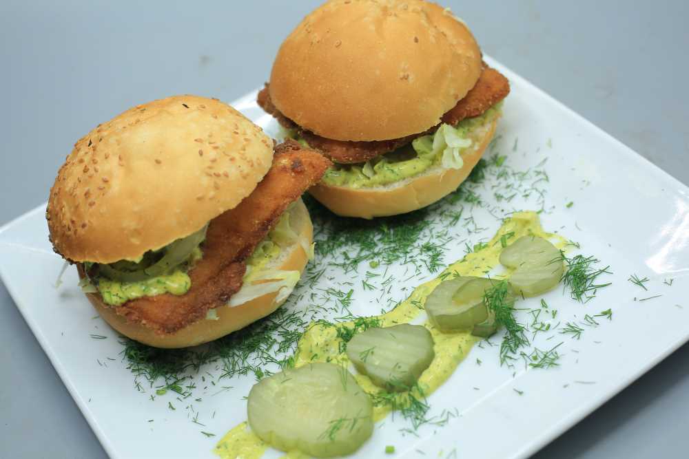 سندوتش برجر سمك