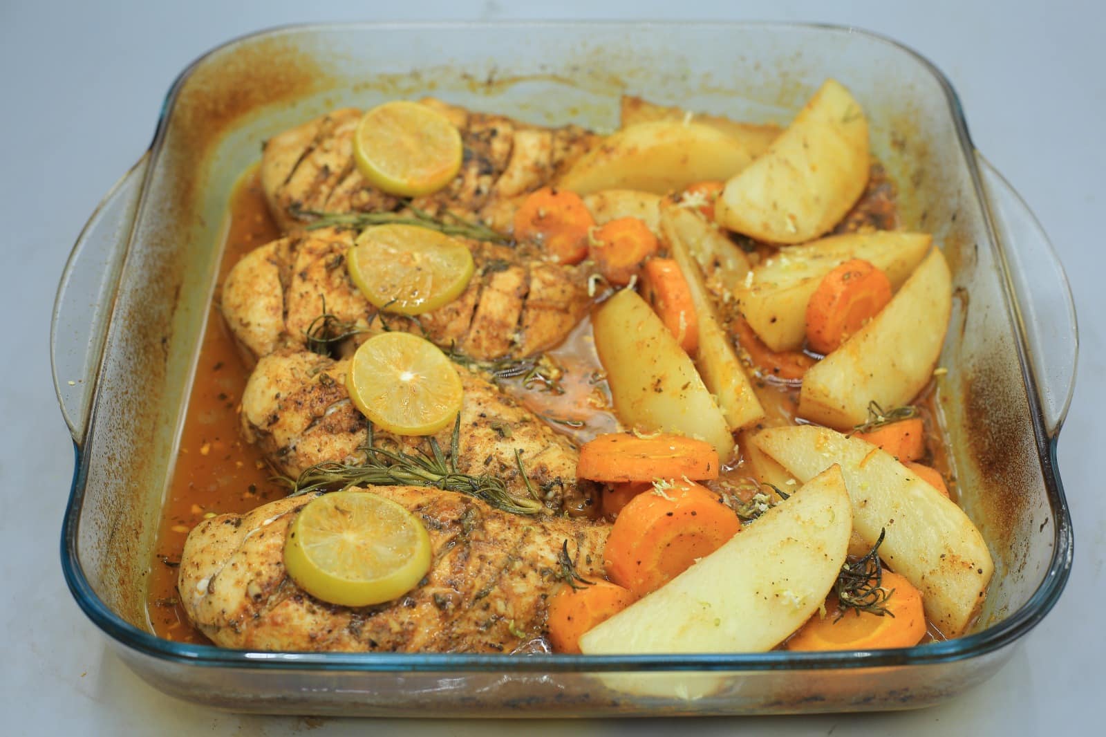 صدور دجاج بالليمون