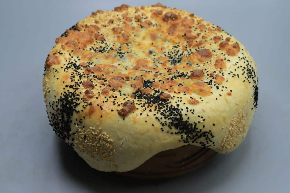 طاجن لحم بالعجينة