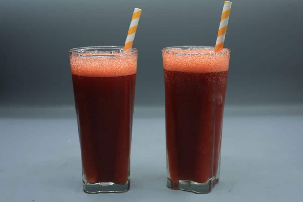 عصير عنب بالفراولة