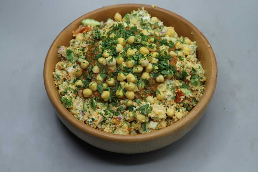 سلطة حمص بالجبنة