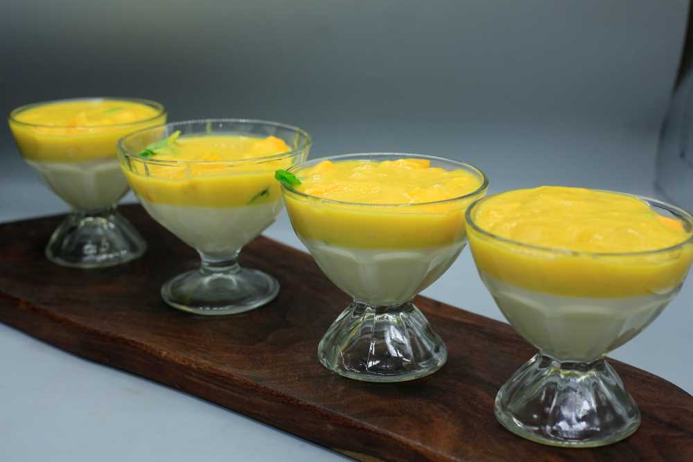 مهلبية باللبن والمانجو