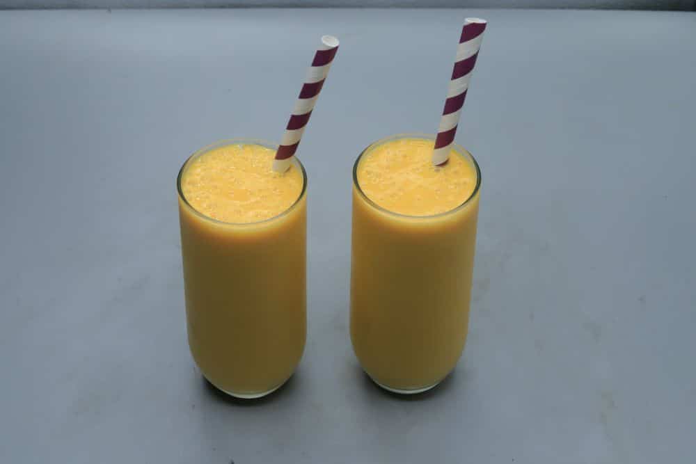 ميلك شيك مانجو بالمشمش