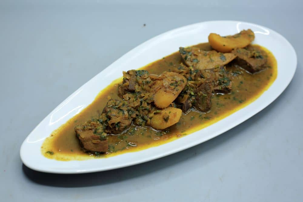 سفرجل باللحم