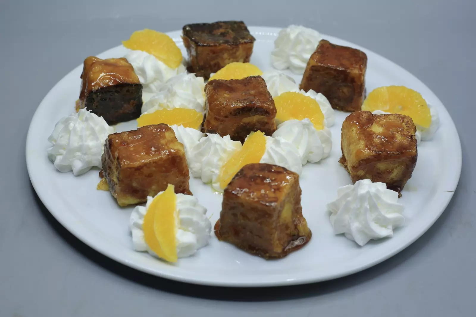 فرنش توست مكرمل